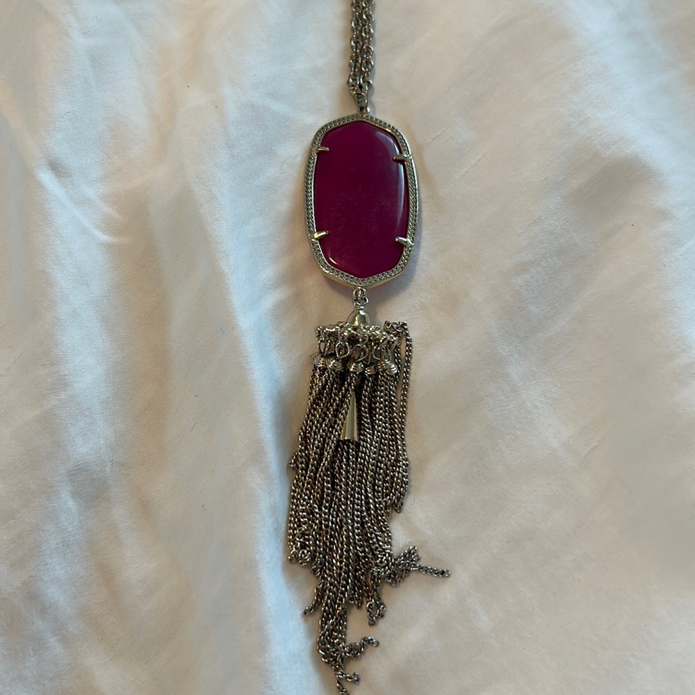 Pink Kendra Scott necklace